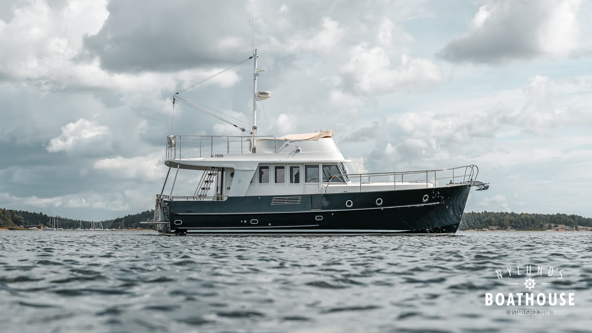 Beneteau Swift Trawler 42 - Image 13
