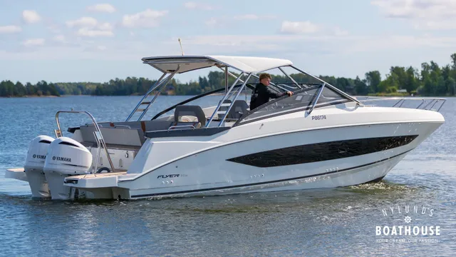 Beneteau Flyer 10 — Cruising