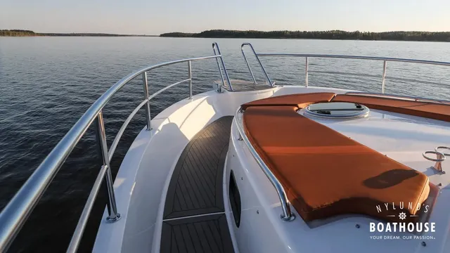 Nord Star 36 Patrol Fly — Exterior