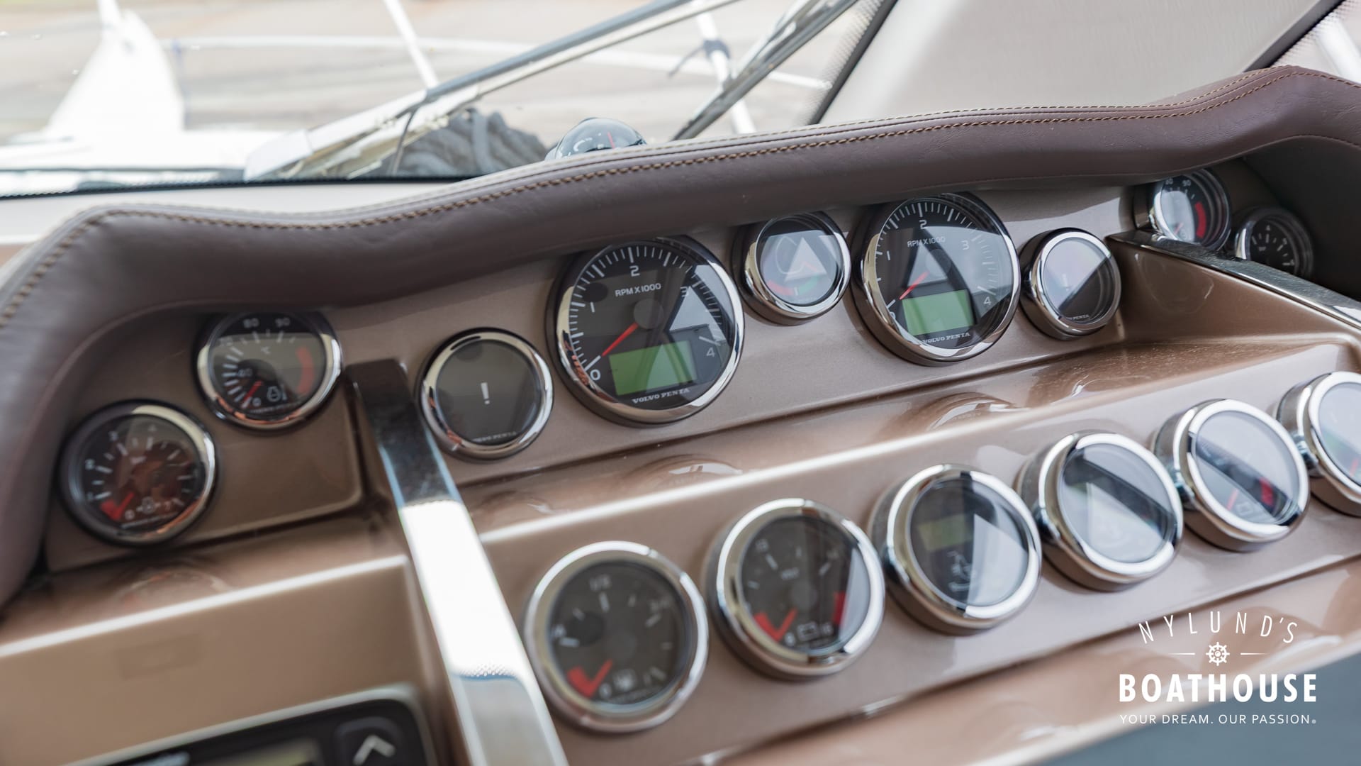 Galeon 340 Fly - Image 51