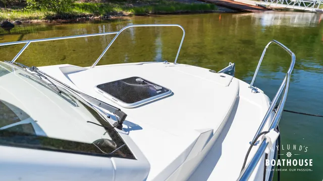 Quicksilver Activ 675 Weekend