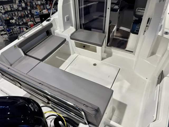 Beneteau Antares 7