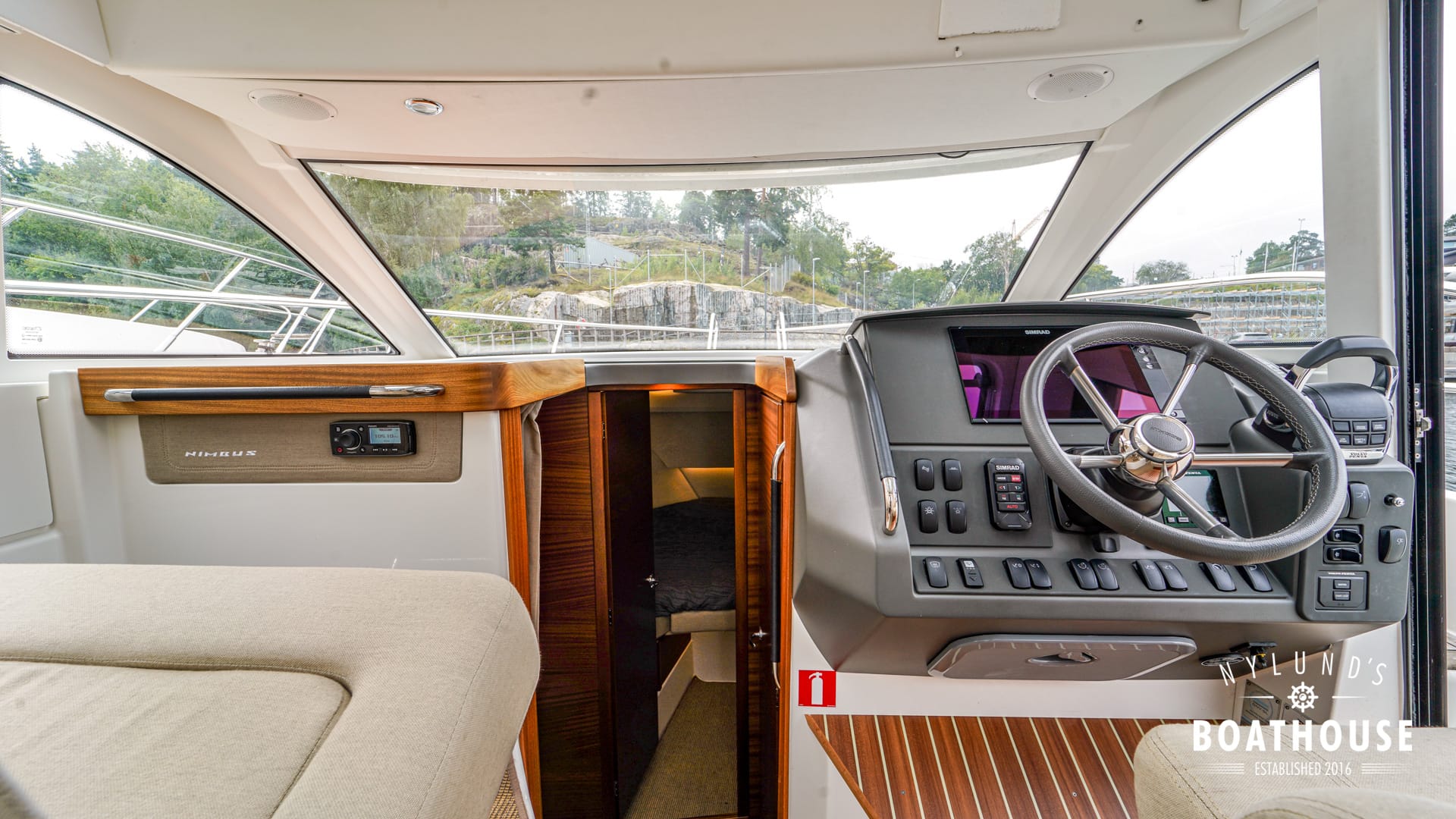 Nimbus 305 Coupé - Image 23