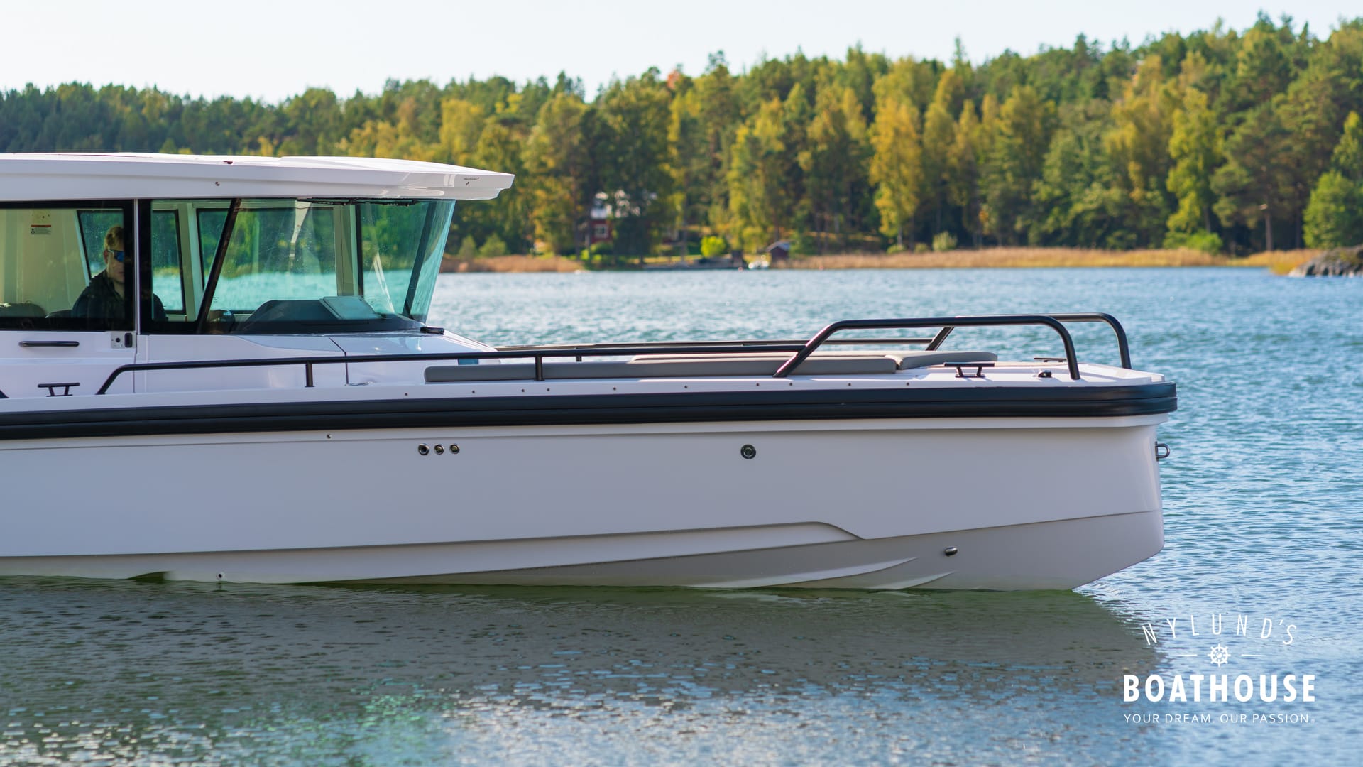 Axopar 28 Cabin - Image 34