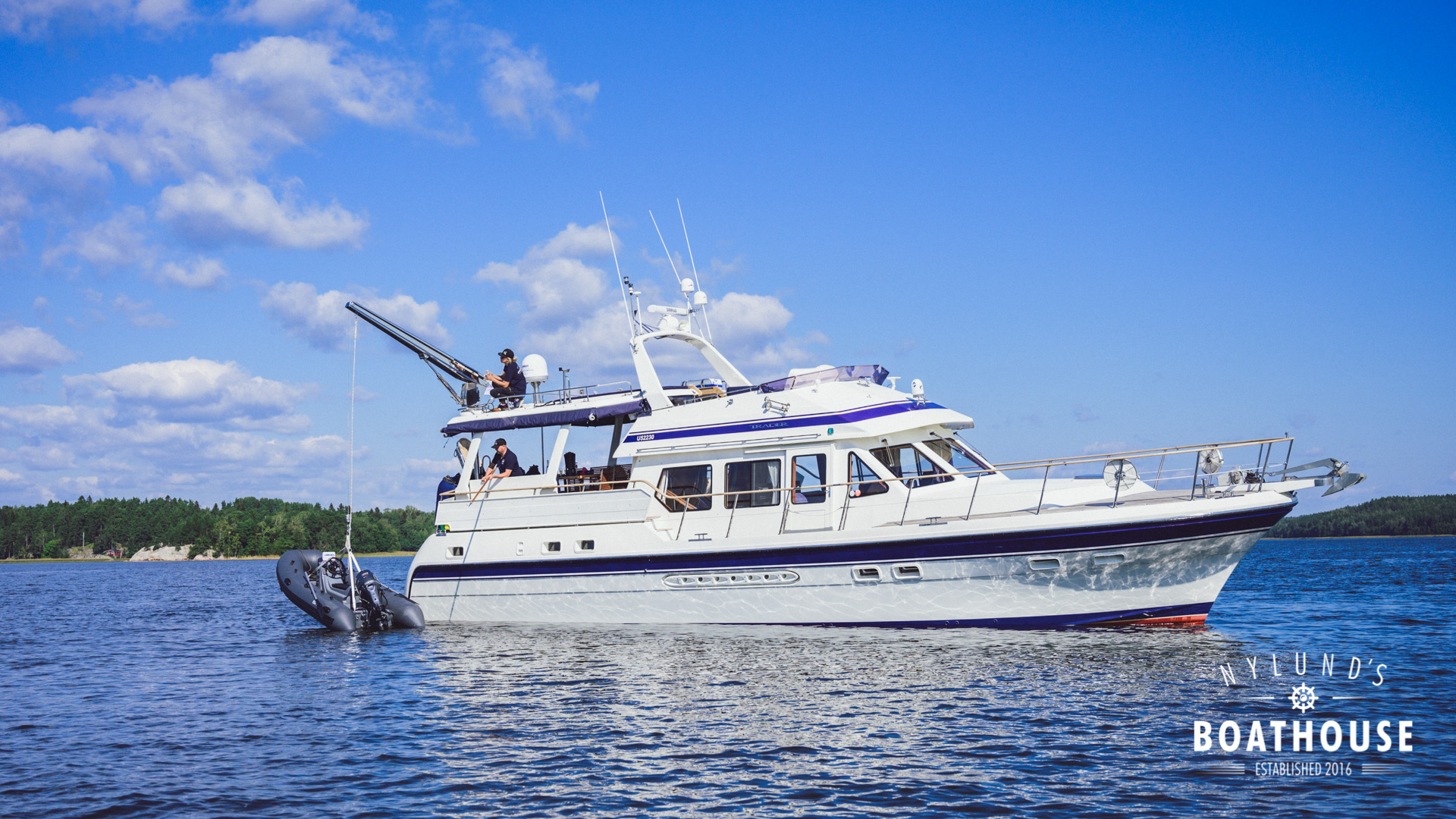Trader 535 Signature - Image 30