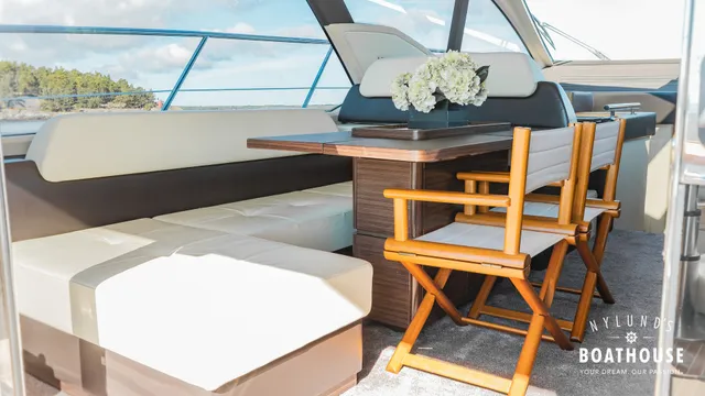 Azimut 55S