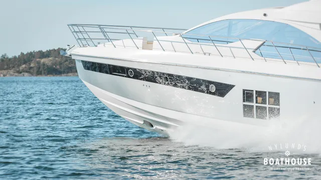 Azimut 55S