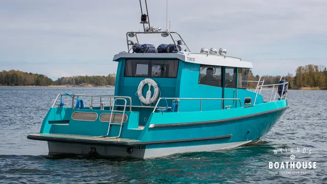 Brizo Yachts 28