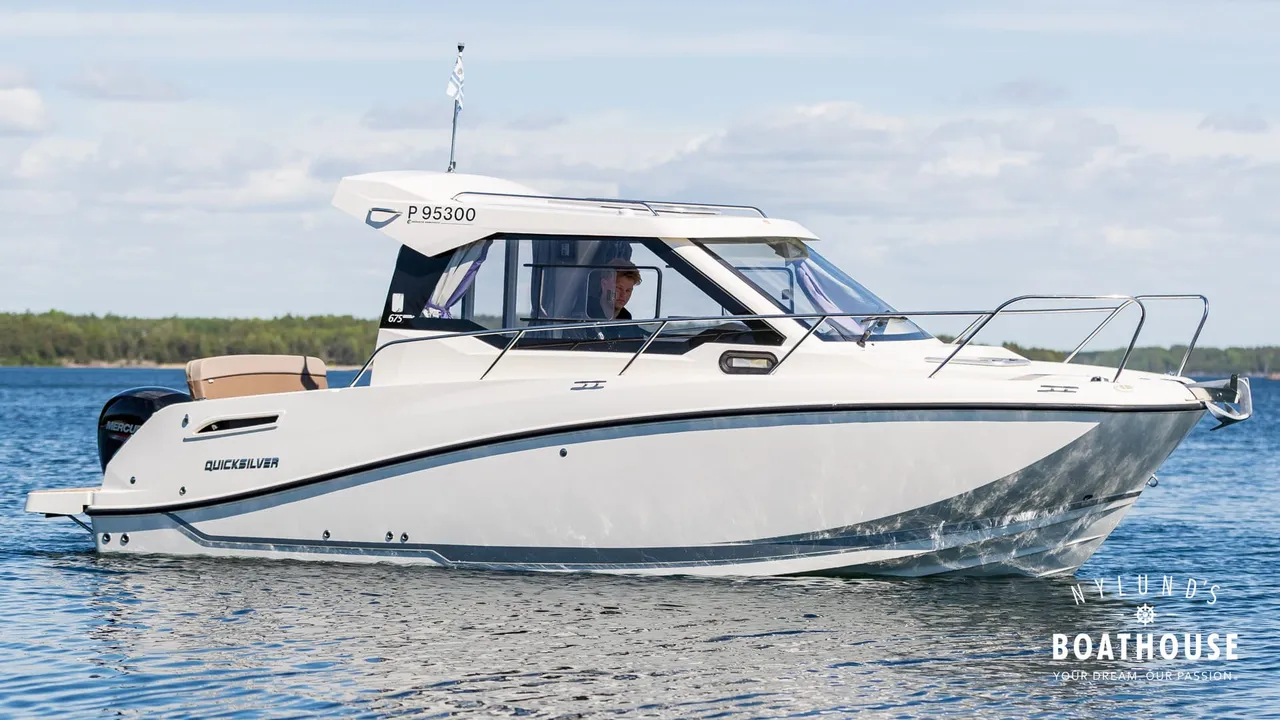 Quicksilver Activ 675 Weekend