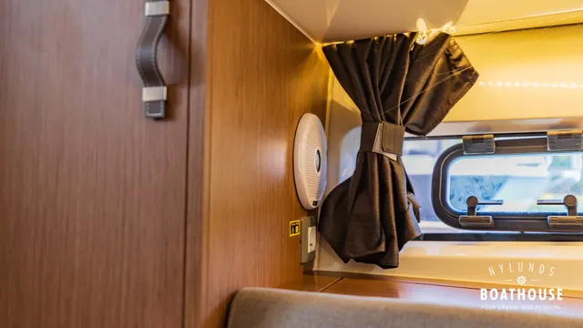Beneteau Flyer 10 — Interior
