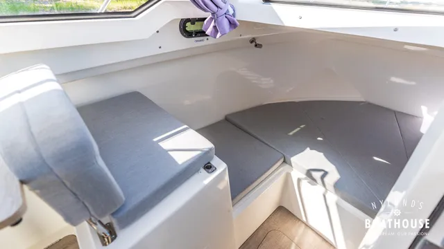 Quicksilver Activ 675 Weekend