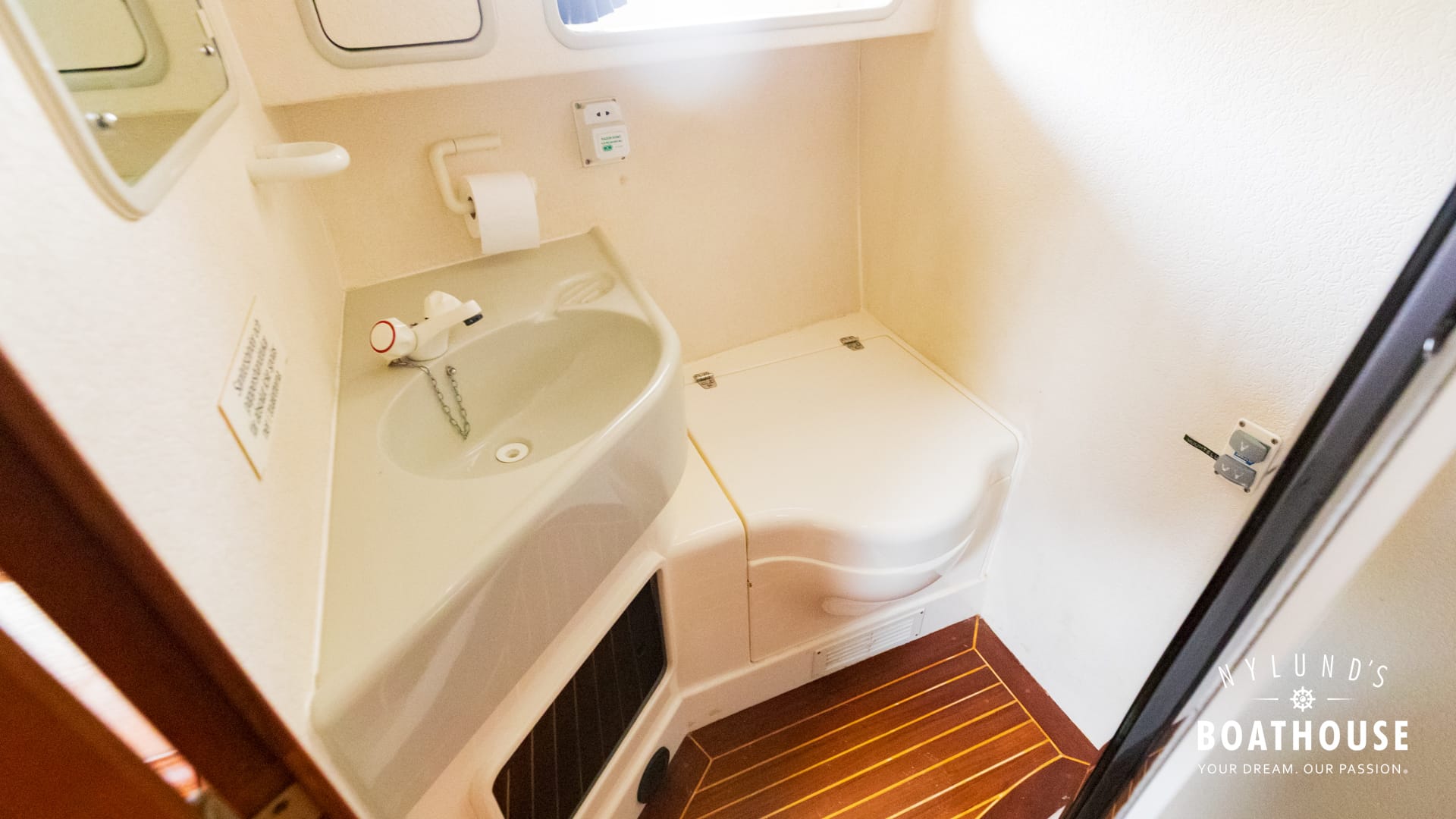 Fairline 50 MK II - Image 39