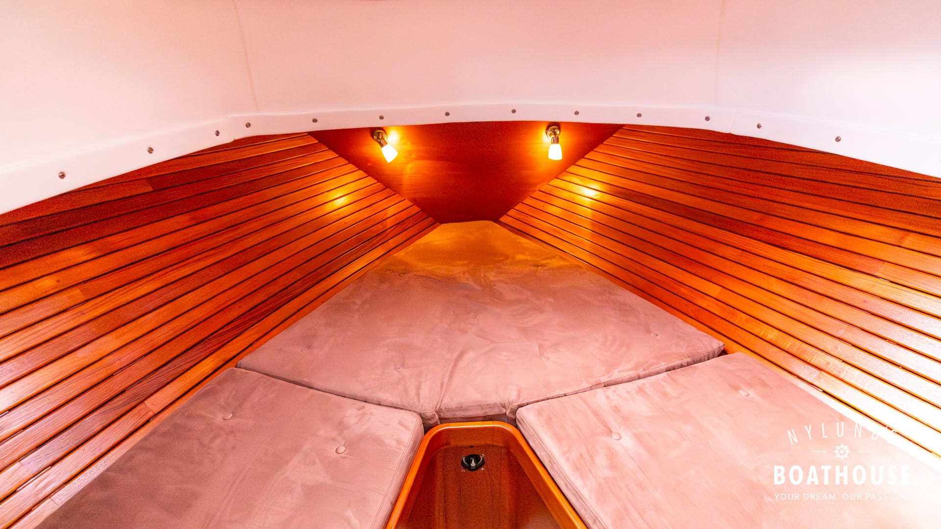 Brizo Yachts 28 - Image 66