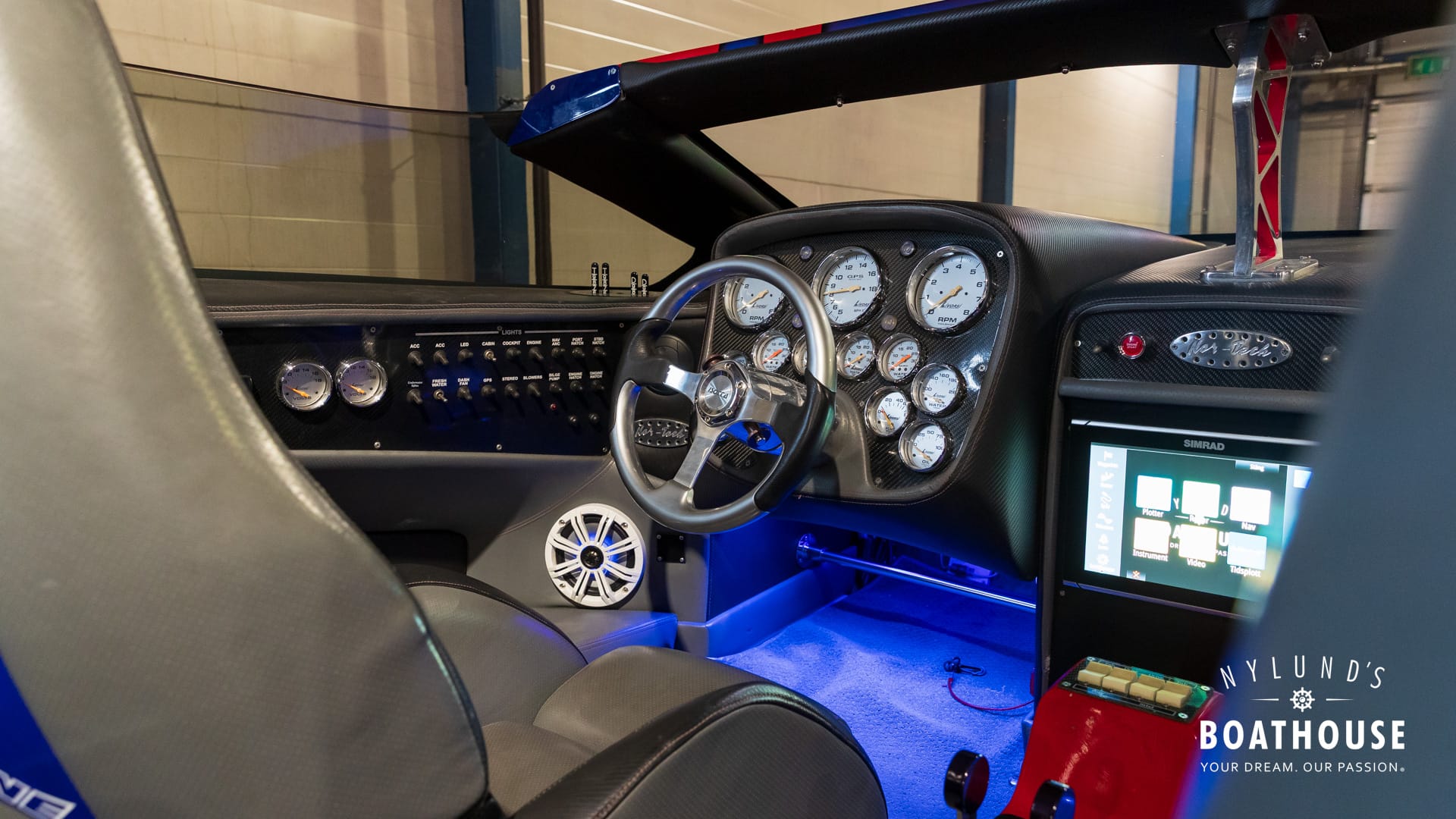 Nor-tech 4300 Supercat Roadster - Image 66