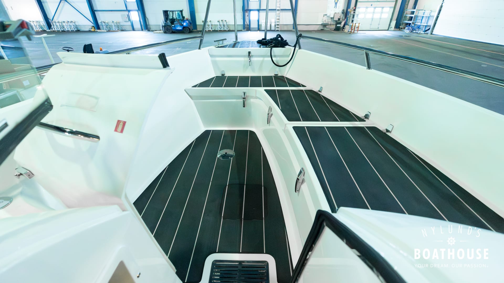 XO 270 RS Cabin OB - Image 15