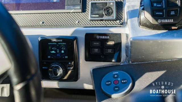 Anytec 868 CAB — Exterior