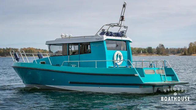 Brizo Yachts 28