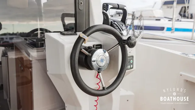 Finnmaster Pilot 8 — Exterior