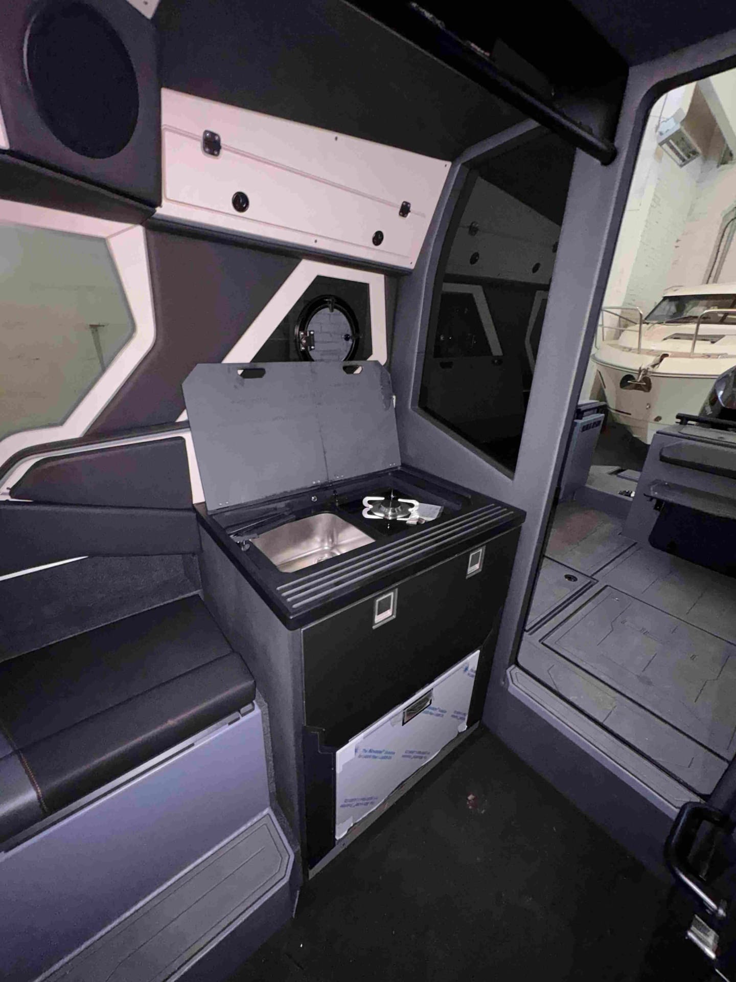 Jaktar J-30 - Image 17