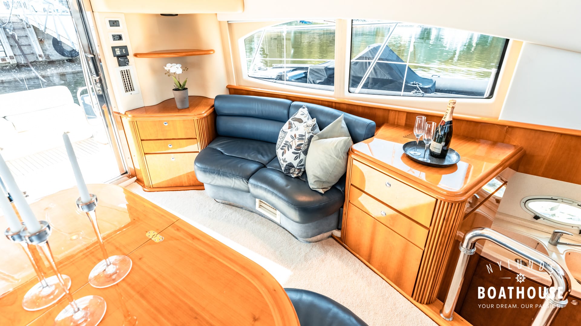 Azimut 42 Fly - Image 34
