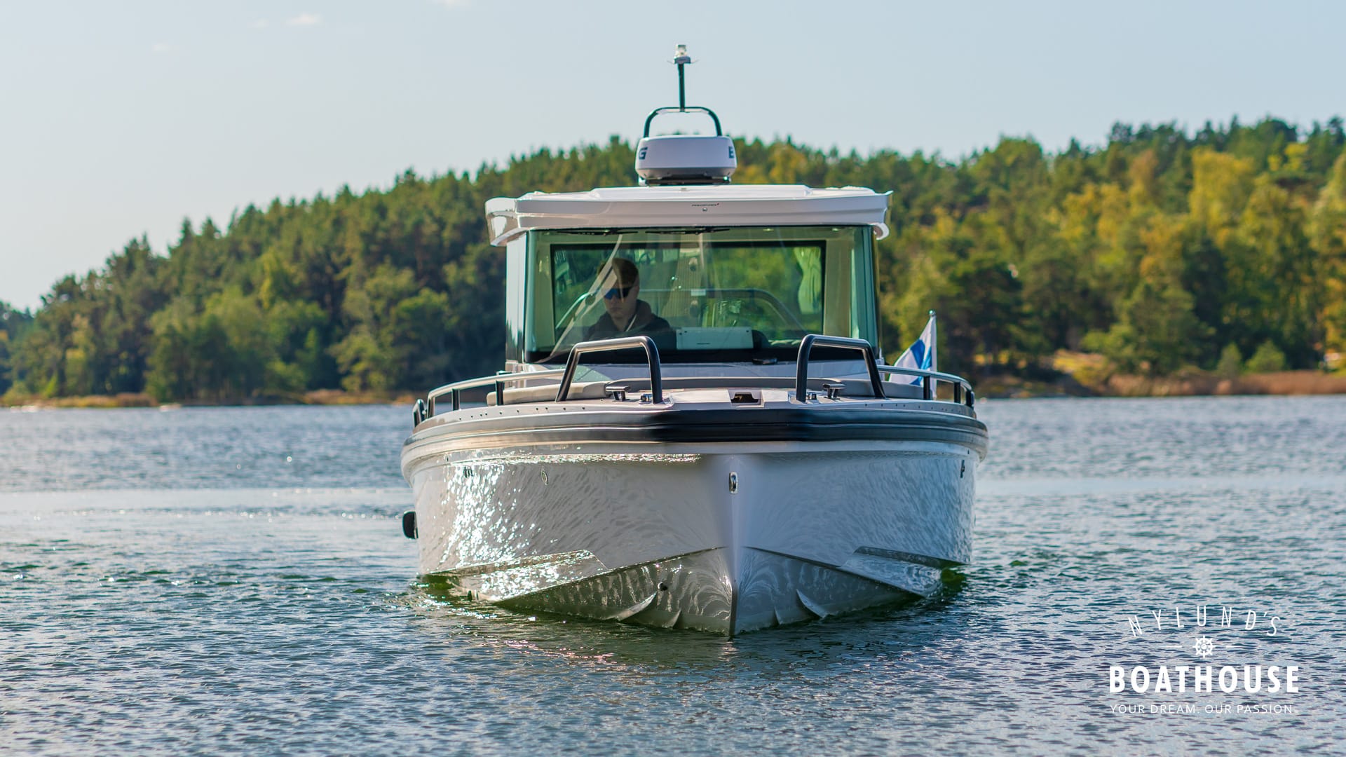 Axopar 28 Cabin - Image 24
