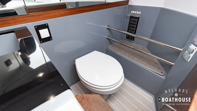 Axopar 28 Cabin - Brabus Line