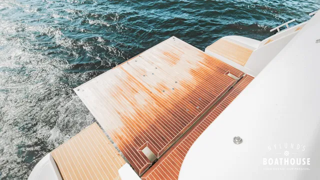 Azimut 55S