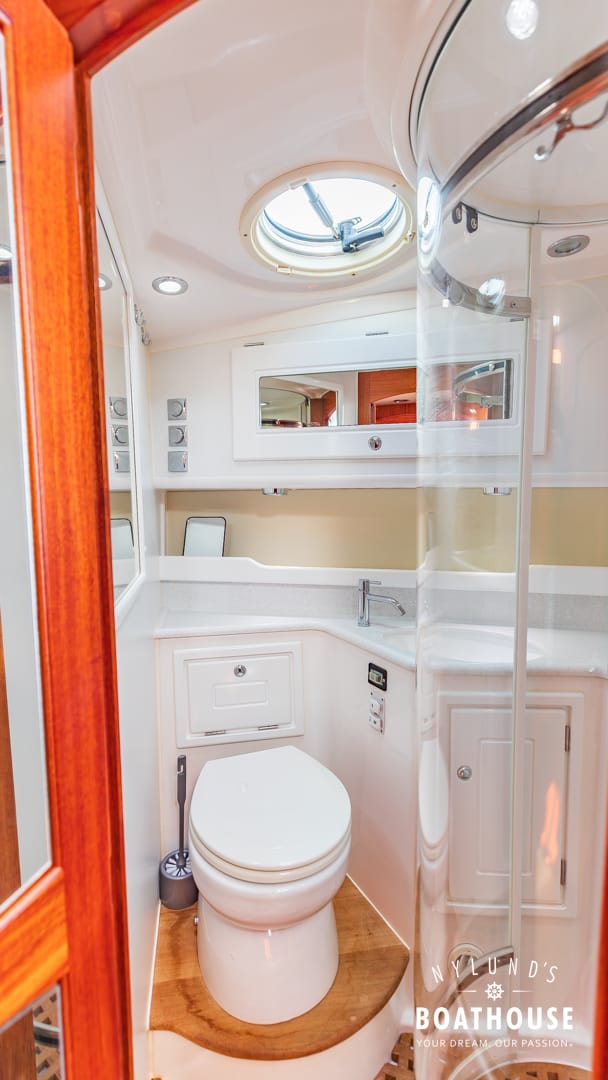 Nord West 370 Flybridge - Image 71