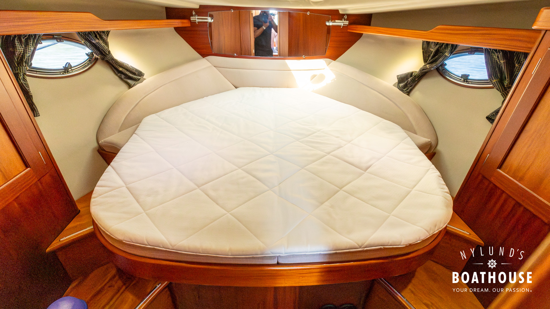 Nord West 370 Flybridge - Image 49