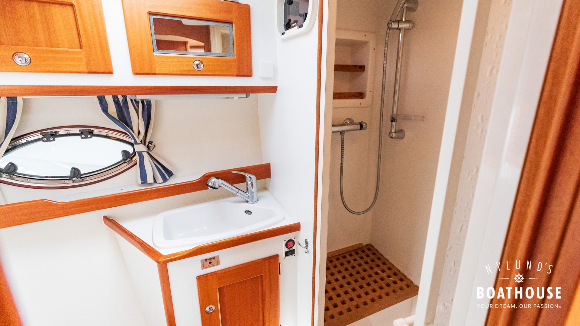 Nord West 390 Flybridge - Image 58