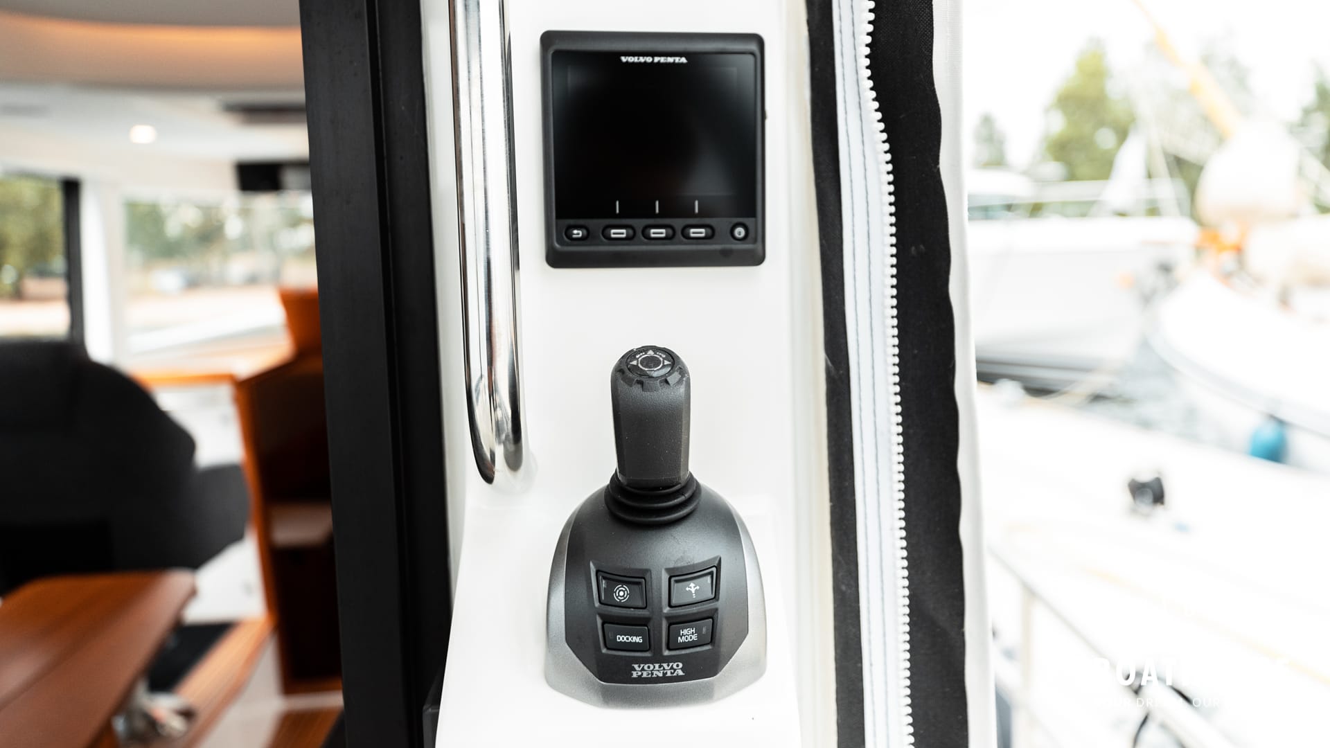 Paragon 31 Cabin - Image 99