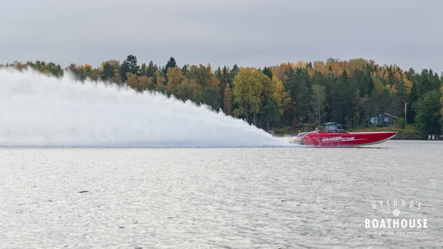 Nor-tech 4300 Supercat Roadster — Cruising