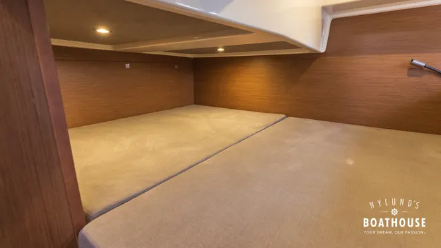 Beneteau Flyer 10 — Interior