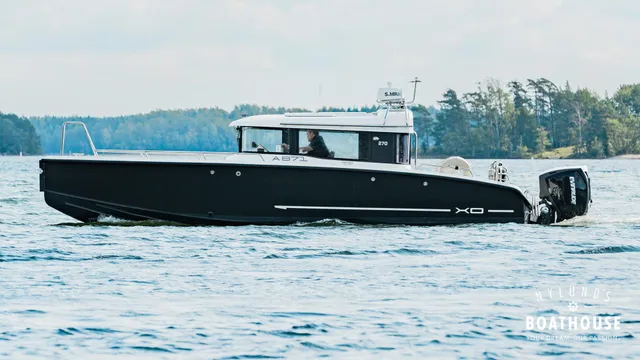 XO 270 RS Cabin OB